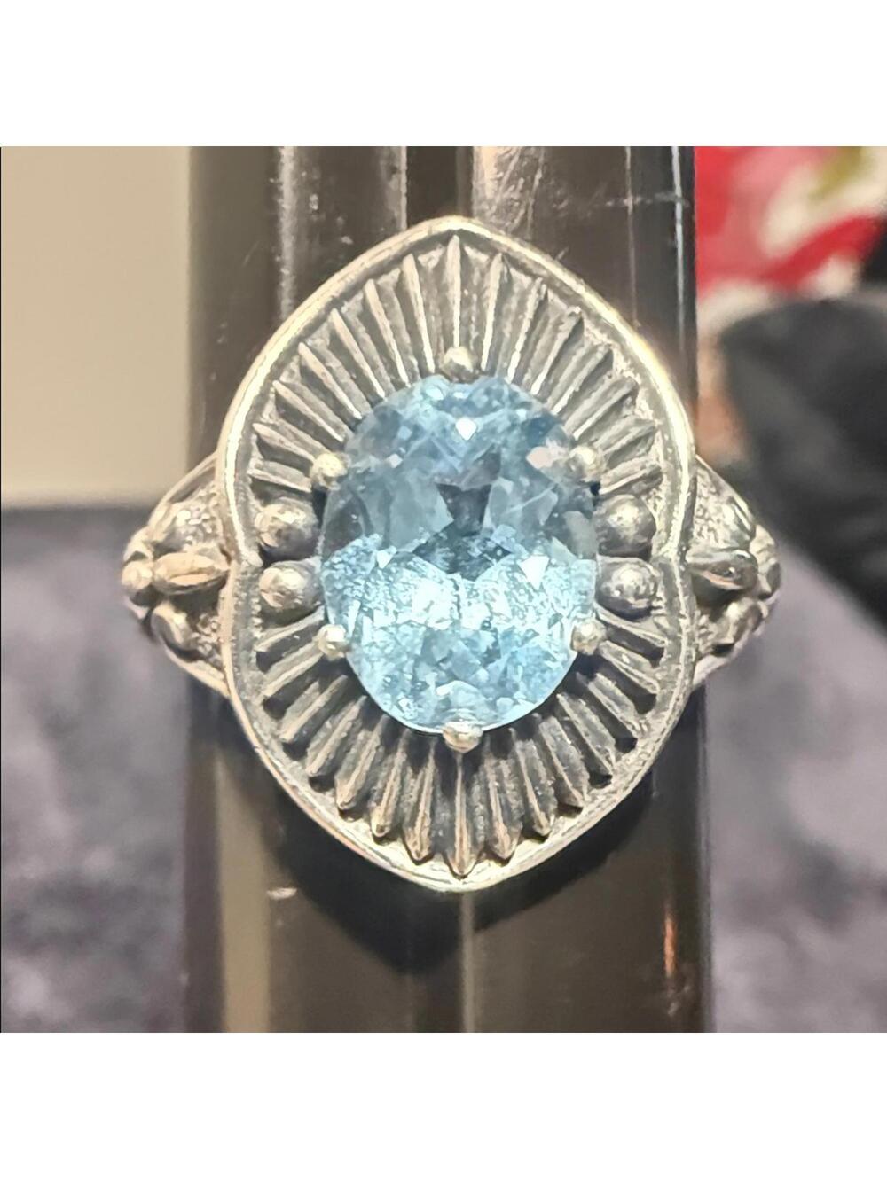 Sterling Silver Ring with Blue Gemstone - Picture 4 of 9